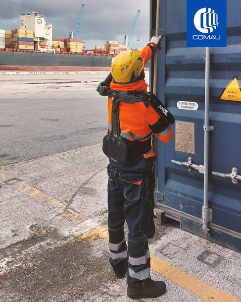 The Port Authority Of Livorno Chooses Mate Exoskeletons To Improve Ergonomics And The Safety Of Its Employees 